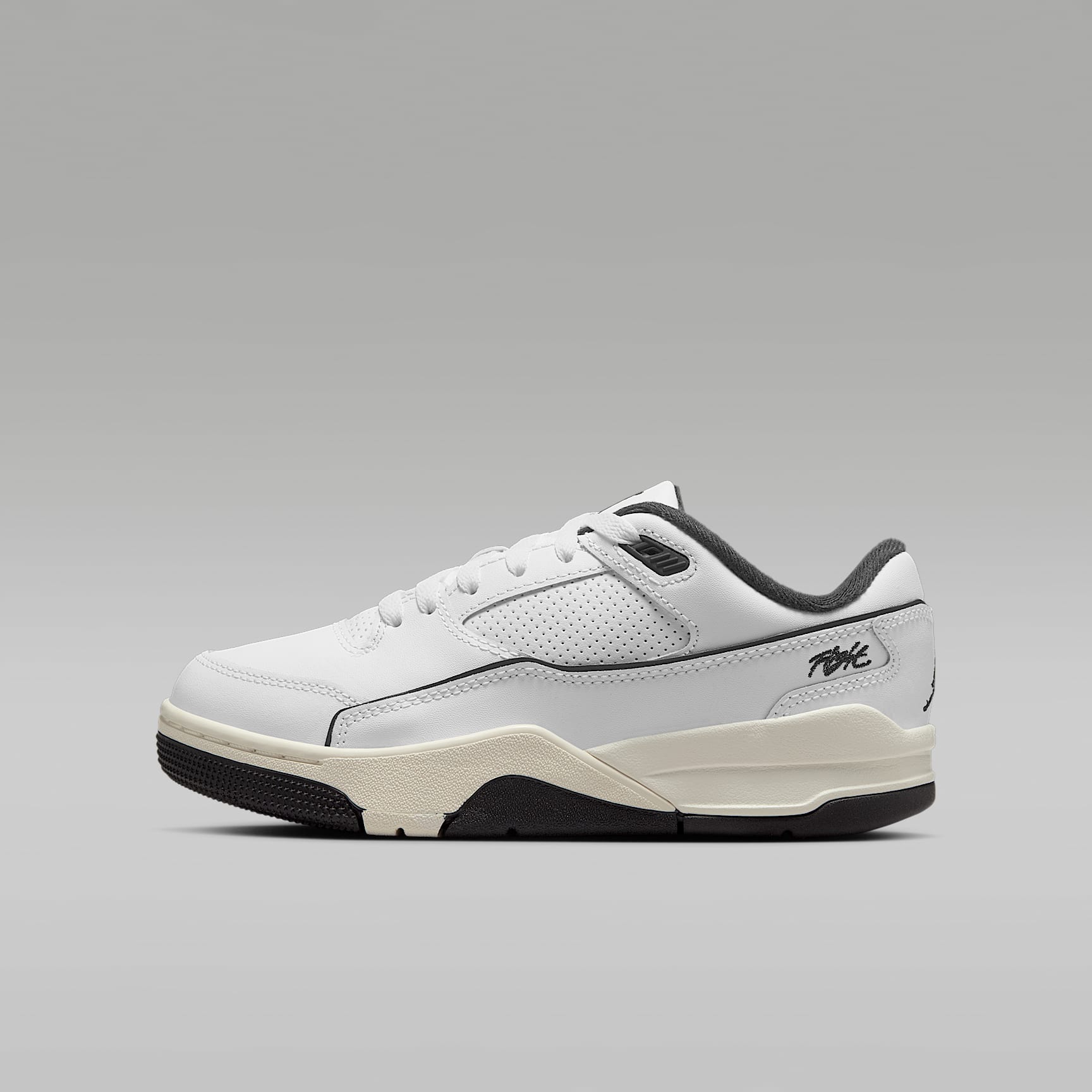 Jordan Flight Court Big Kids' Shoes. Nike.com